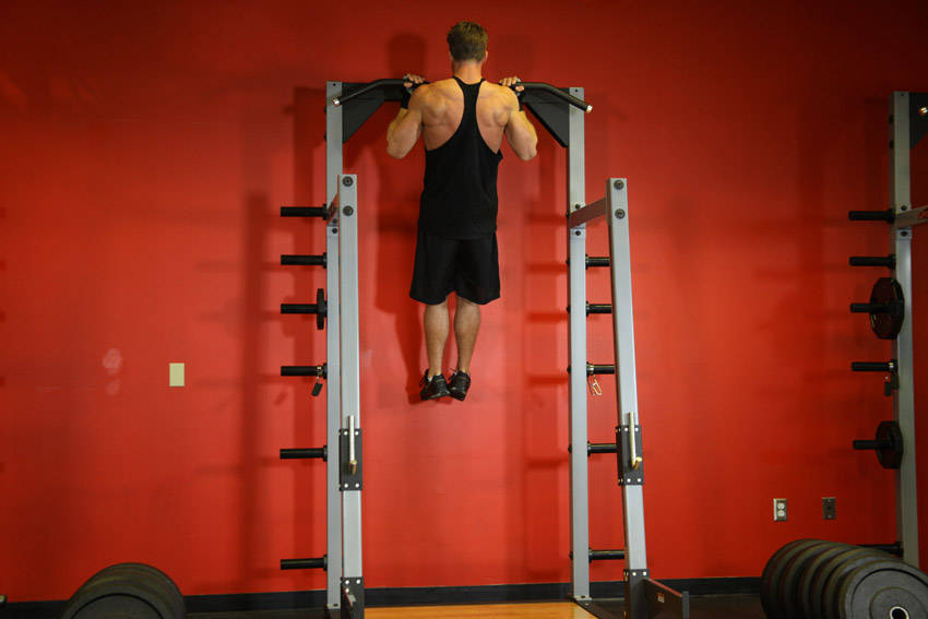 Tractions lestées supination prise large - position finale