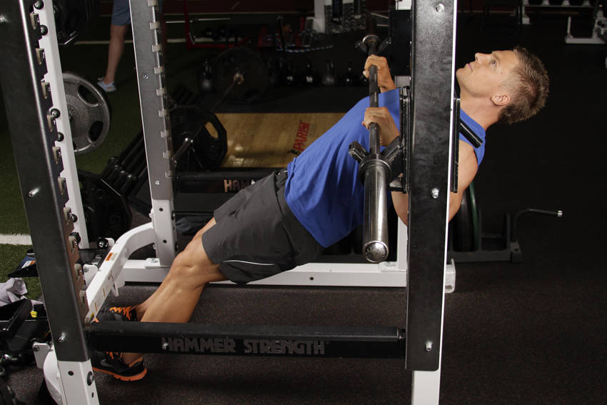 Rowing inversé poids du corps - position finale