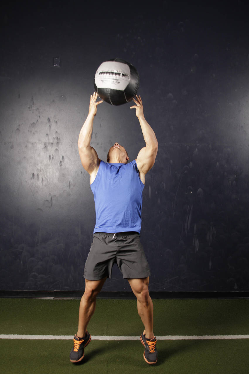 Medicine ball rotational throw - position finale