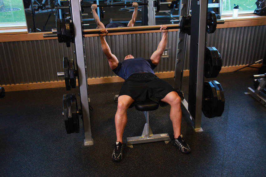 Développé couché Smith machine - position finale