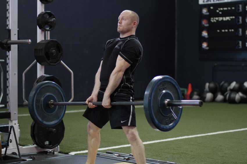 Soulevé de terre sumo barre - position finale
