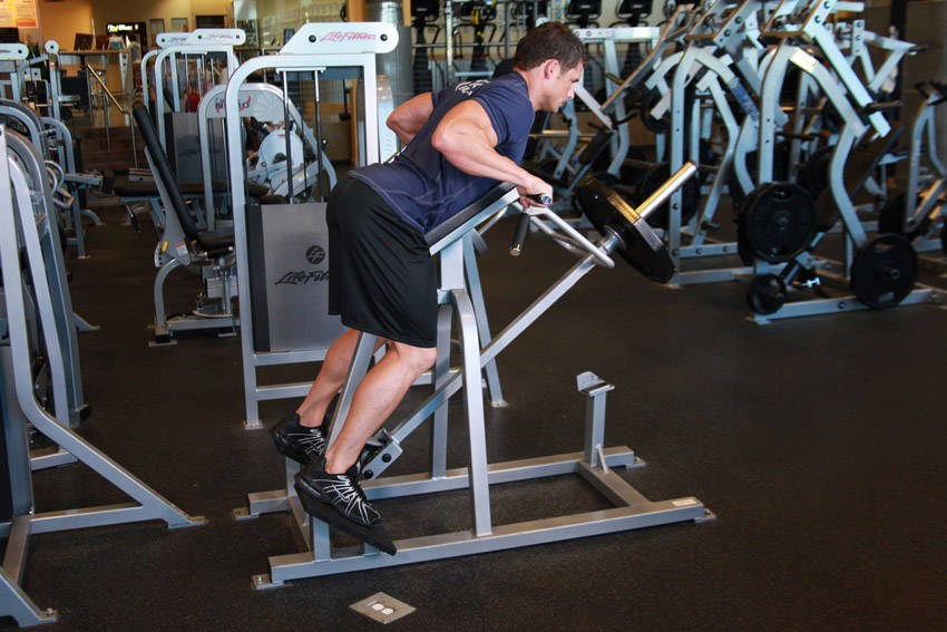 Rowing T-bar machine - position finale